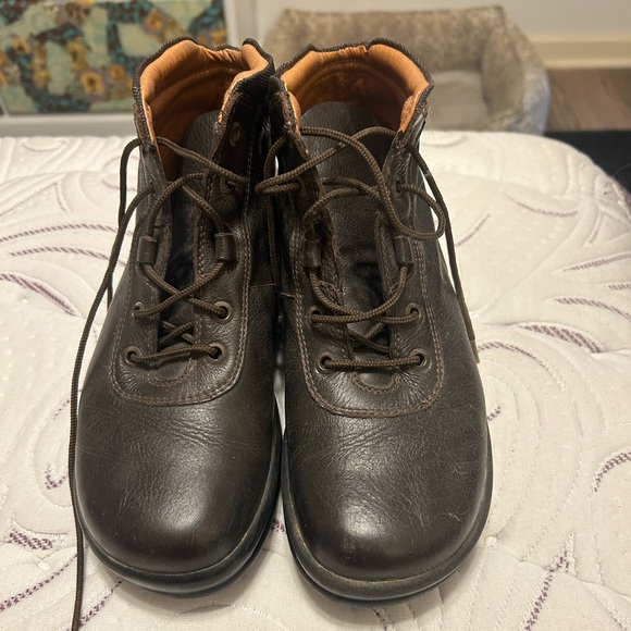 Birkenstock Shoes Brown Leather Footprint By Birkenstock Size 39